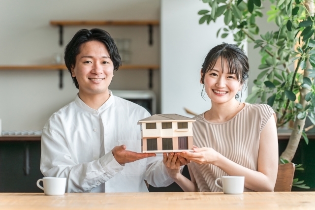 笑顔の新郎新婦